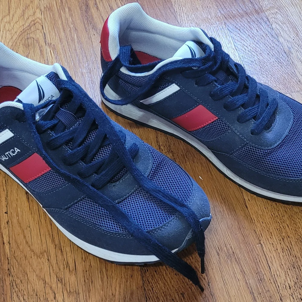 Nautica Navy and Red Men's Athletic Sneakers - Like New